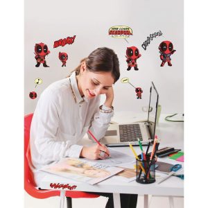 Komar  Wandtattoo Deadpool Cute 50×70 cm
