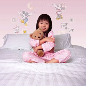 Komar Wandtattoo Mickey Counting Sheeps 50×70 cm Komar Wandtattoo Mickey Counting Sheeps 50×70 cm