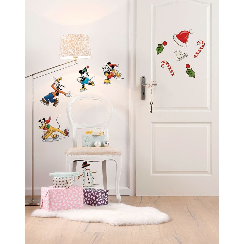 Komar  Wandtattoo Mickey Ice Slide 50x70 cm