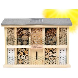 dobar Insektenhotel Landsonne mit Solarzelle 47 x 12,5 x 34 cm grau/beige dobar Insektenhotel Landsonne mit Solarzelle 47 x 12,5 x 34 cm grau/beige
