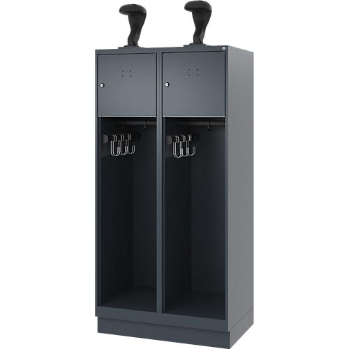 Feuerwehrspind C+P Evolo Youngster, 2 Abteile, mit Helmhalter, mit Sockel, B 800 x T 500 x H 1630 mm, RAL 7016 Anthrazitgrau