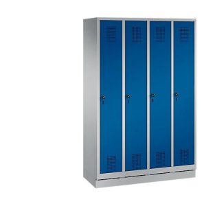 Garderobenspind Evolo S 3000, Stahl, m. Sockel, 4 Abteile m. jew. B 300 mm, Sicherheitsdrehriegelverschluss, weißaluminium RAL 9006/enzianblau RAL 5010 Garderobenspind Evolo S 3000, Stahl, m. Sockel, 4 Abteile m. jew. B 300 mm, Sicherheitsdrehriegelverschluss, weißaluminium RAL 9006/enzianblau RAL 5010