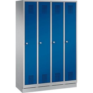 Garderobenspind Evolo S 3000, Stahl, m. Sockel, 4 Abteile m. jew. B 300 mm, Zylinderschloss, weißaluminium RAL 9006/enzianblau RAL 5010 Garderobenspind Evolo S 3000, Stahl, m. Sockel, 4 Abteile m. jew. B 300 mm, Zylinderschloss, weißaluminium RAL 9006/enzianblau RAL 5010