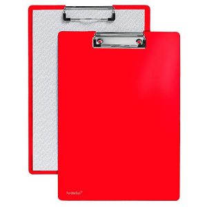 Klemmbrett A4, Klemme mit schützenden Kunststoffecken, PP, rot Klemmbrett A4, Klemme mit schützenden Kunststoffecken, PP, rot