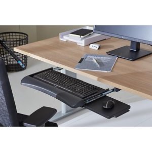 Tastaturschublade Fellowes®, auf 3 feste Höhen verstellbar, mit Mausablage, einschiebbar, B 558,8 x T 295,3 x H 58,7 mm, graphit Tastaturschublade Fellowes®, auf 3 feste Höhen verstellbar, mit Mausablage, einschiebbar, B 558,8 x T 295,3 x H 58,7 mm, graphit